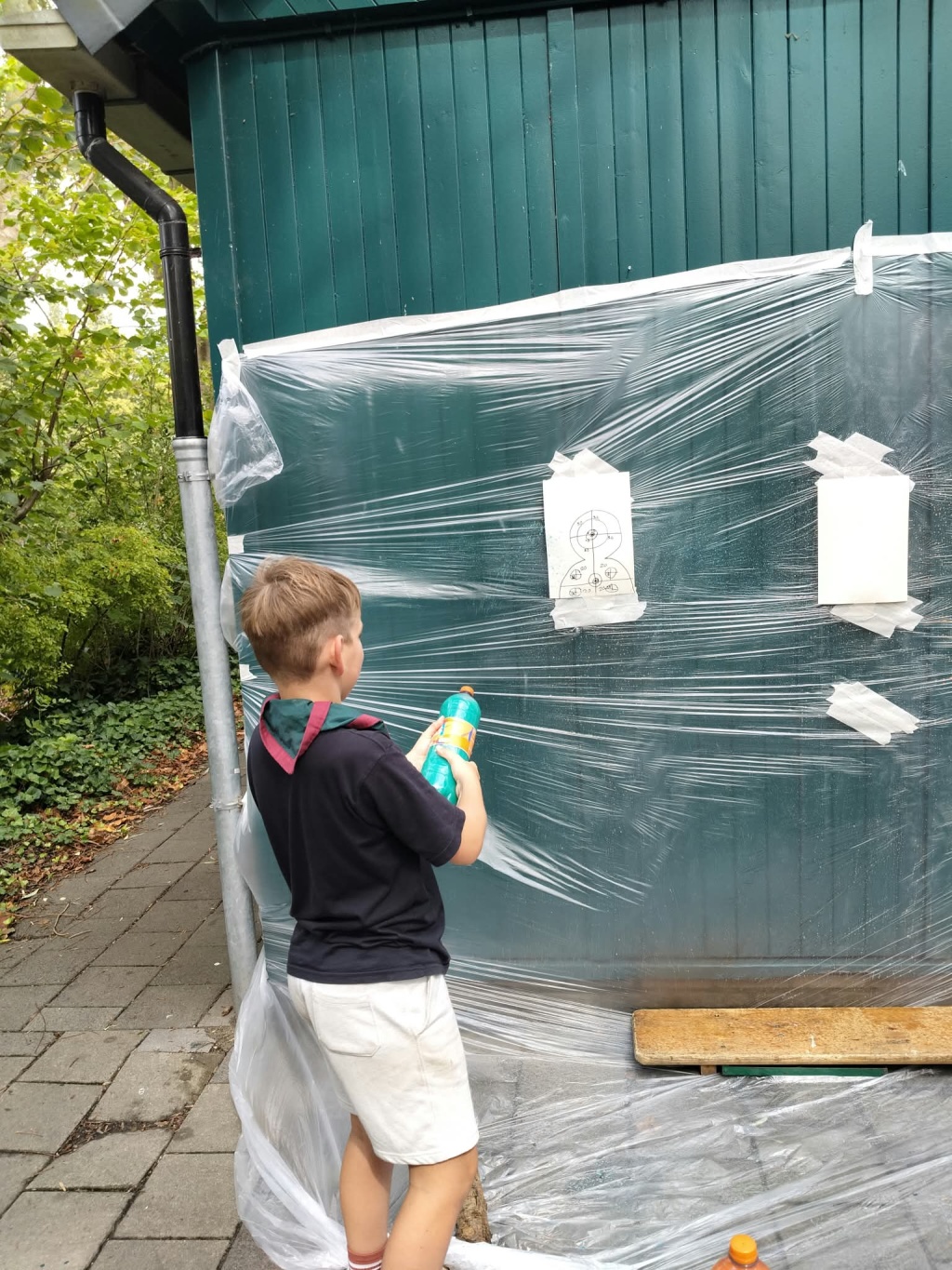 met verf en water kunstwerk maken